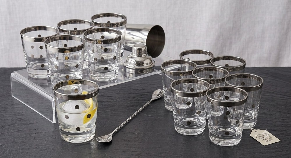 Vintage Dorothy Thorpe Silver Dot Lowball Glasses Set of 13 MCM Cocktail Rocks