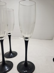 Vintage Luminarc Black Stem Champagne Flutes SET of 4 Beautiful CLEAR 8.75” Tall