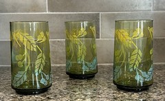 Vintage Green Glass Tumblers Green/Yellow/Teal Palm Leaves 4.75”H (set of 3)