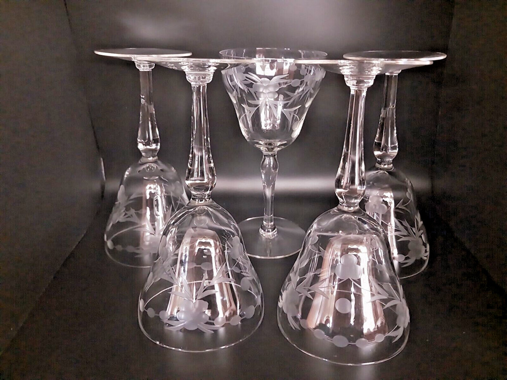 Vintage floral Design Wine Glasses – Etched–7″ H- 3 1/2″ at top. ( 5 ) Glasses