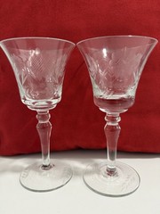 2 Arcadia Romania Clear Blown Glass Wheel Cut Sunflower WINE Glass Stem 4 Ounce