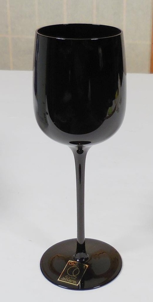 Oneida Ltd Minx Black Wine Glass, 8″ Tall, New Old Stock