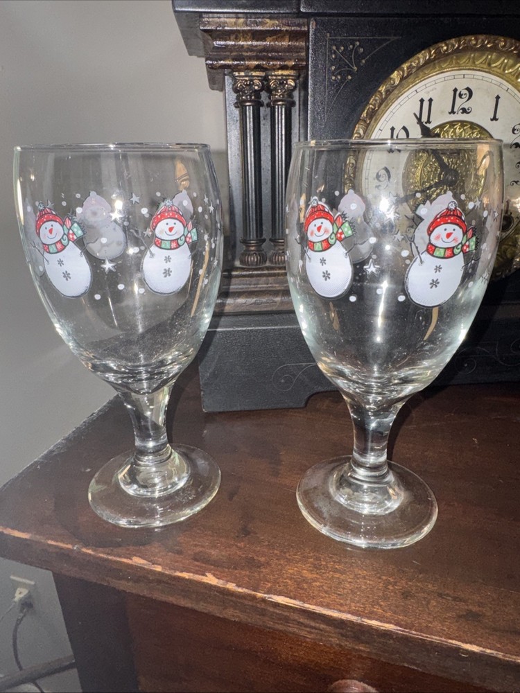 Two VINTAGE Snowman Glass Wine Goblet 7″ Libbey Winter Christmas