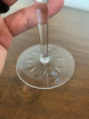 STUNNING VTG Cobalt Blue Cut To Clear PINWHEEL Smooth Stem Wine Glass 8″H
