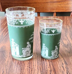 Vtg Jeanette Wedgwood Green Hellenic Pattern 4 oz Juice Glass And 8 oz Tea Glass