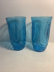 Pair of Anchor Hocking Colonial Tulip Laser Blue 5.5″ Tumbler Drinking Glass