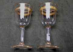 Vintage Gold Encrus Leaf Band Gold Trim Rim/Foot Set of 2 Cordial Wine Glasses