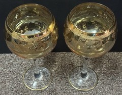 Pair Of Floral Decorative Glass Crystal Wine Champagne Glasses Goblets Cups