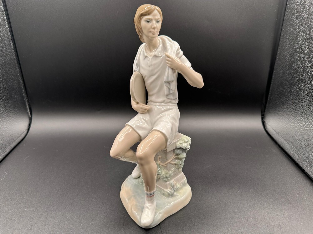 RARE 10.5» Tall LLADRÓ #4894 «Tennis Player Boy» Figurine, Glazed Finish, MINT
