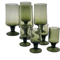 8 Vtg MCM Skruf Sweden Art Glass Franque Avocado Green 4 Ea 6oz Wine 1oz Shot