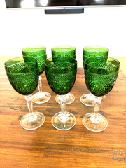Cristal D’Arques Durand 6 Emerald Green Stem 8oz. Water/Water Goblet 8″ Tall