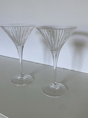 Vintage Martini Glasses Crystal Set Of 2 Starburst Lines Cosmopolitans Cosmo EUC