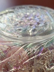 Pretty White US Glass Carnival Glass Palm Beach Berry Bowl Gooseberry Interior