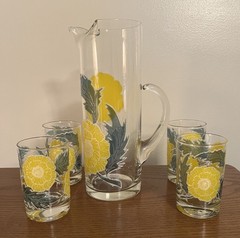 Rare Vtg Glass Pitcher & 4 Glasses 1950 Mcm Handblown Handpainted Yellow Poppies