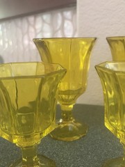 (4)Rare Green/Yellow Octagonal Goblet/Uranium. Vaseline glasses Cadmium Glows