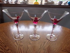 Martini Red Drop Pier 1 Swirl Stem Blown 7 1/2″ Crystal Glass – Set of 3