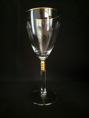Vintage Hollywood Regency Style Wine Goblets W/ Gold Wafers Hardware on Stem – 4