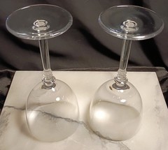 2 HOYA ENTASIS CLEAR Optic-Grade Fine Crystal Red Wine Glasses Pair Set RARE HTF