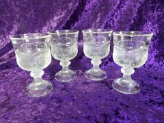 Indian Glass Pebble Leaf Juice/Wine Glass SET OF 4