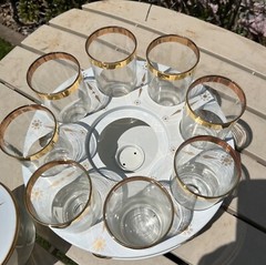 11 PIECE VINTAGE METAL HOLDER WITH GLASSES AND ICE HOLDER -WHITE AND GOLD