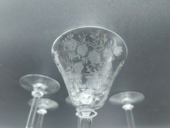 5 TIFFEN TOURAINE ROSE ETCHED PEDESTAL COCKTAIL GLASSES 5.5″ TALL 3.5″ WIDE