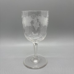 Early Gunderson Pairpoint Grapes 5″ Wine Glass Engraved Vines Paneled Stem A