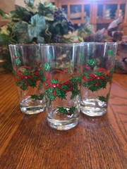 Lot Of 3 Holly Berries Ribbon Glasses Vintage Anchor Hocking 1990 AHC 12 oz