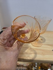 Vintage ARCOROC France Pink Swirl Cordial Glasses Set Of 2..4″x2″