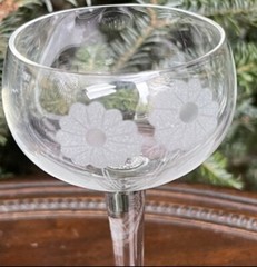 Oscar de la Renta Etched Flowers Crystal Glasses Set Of Four
