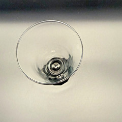 2Cristal D’Arques Durand Cordial Wine Glass Luminarc Art Deco Black Base Vintage