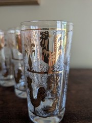Vintage Mid Century Set Of 6 Gold Embossed Tumblers/Glasses w/Roosters 10 oz.