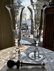 DAVID LINLEY CRYSTAL CHAMPAGNE FLUTE GLASSES & CHAMPAGNE STOPPER IN BOX ENGLAND