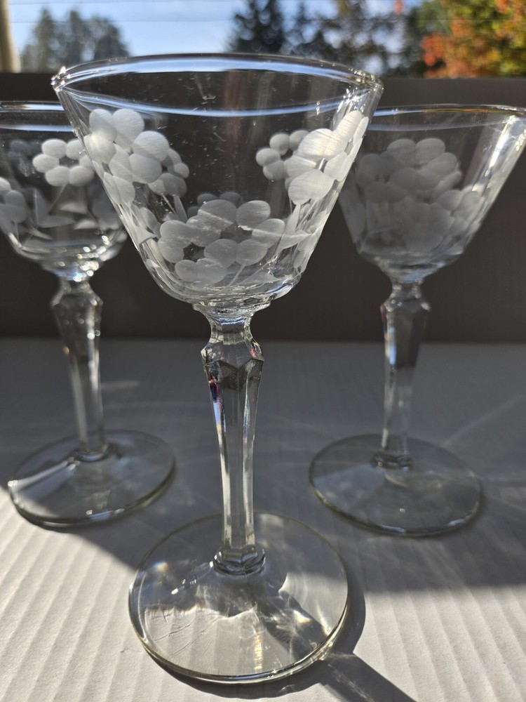 4 Vintage Glass Cocktail Etched Steamwear