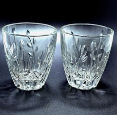 2 Cristal d’Arques Cassandra Rocks Glass 4″ whiskey cut crystal plant design