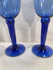Vtg Set 2 Handblown Cobalt Blue Long Stemmed Wine Glasses 8.5”