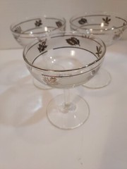 Set Of 3 Vintage Libbey Silver Leaf/Foliage Stemmed Wine/Champaign Frosted Glass