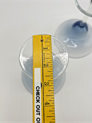 VTG 3 Blue Tint Crystal Margarita Stem Glasses 3″Dep 3.5″Basex5″Diax6.5″H-EUC