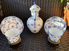 ROYAL COPENHAGEN 5-Piece Blue Fluted Coffee Set:Coffee Pot, Flat Cup&Saucer MINT