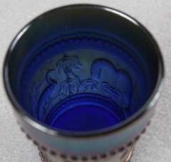 ANTIQUE NORTHWOOD PEACOCK FOUNTAIN CARNIVAL GLASS TUMBLER GLASS