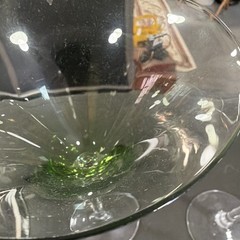 Unmarked Set of 2 Clear & Green Glass Martini Glasses 8 oz Stemware 8 inch