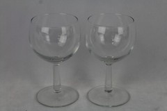 Set of 2 Wine Glasses Clear With Stem 5.5″ Tall Dinner Parties Dinner Friends