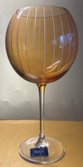 Mikasa Cheers Mix: Amber Balloon Wine, 9″, Vertical Cuts