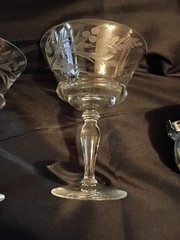 Arcadia Romanian Champagne Glasses. (276)
