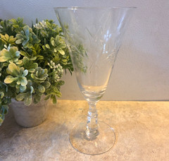 Vintage Wine Champagne Glass Cocktail Stemware Floral Feminine Etched