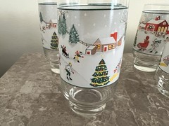 Vintage SANGO Silent Night By Joan Luntz Set of 10 Glasses In 3 Sizes