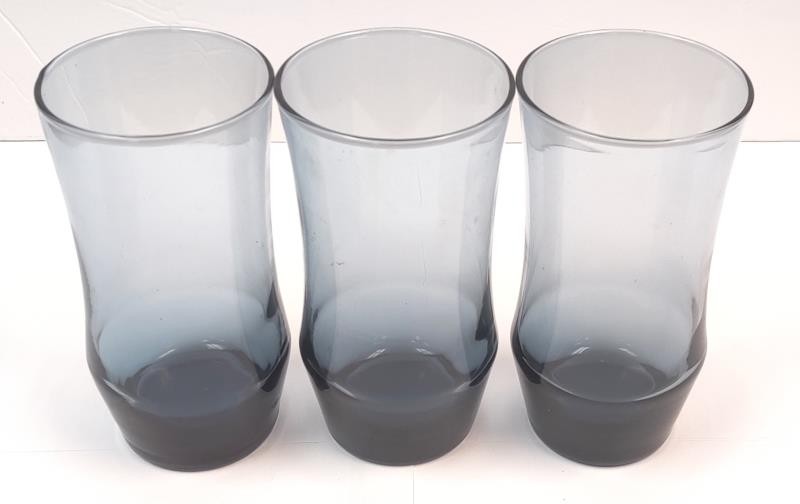 Lot of 3 Stylish Blue Weighted Bottom Tumblers 5.5″ Tall Drinkware