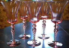 Vtg Set 5 TIFFIN FRANCISCAN Water Goblet Glasses PINK SWIRL OPTIC 8.75″ 15022