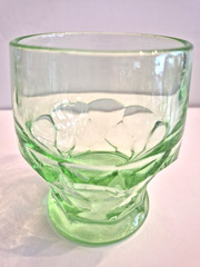 VTG Anchor Hocking Uranium Glass Georgian Honeycomb Tumblers Green 4oz Set of 7