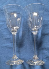 SET OF 2 BORDEAUX by CELEBRITY ?? 6 3/4-inch WINE GLASSES OPTIC BOWL