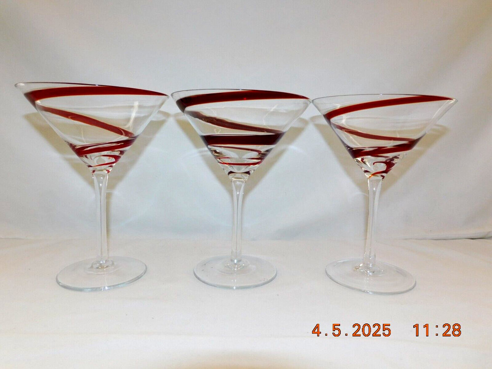New Pier One Cosmopolitan Red Swirline 3 Martini Glasses 6.5″ Tall 8oz w2s10